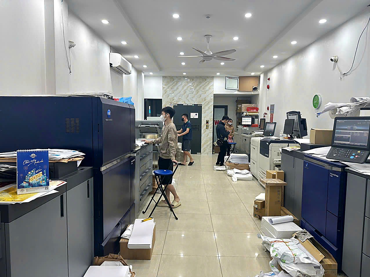Toàn cảnh xưởng in